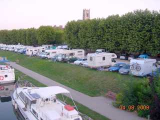 aire d'auxerre près de l'yonne