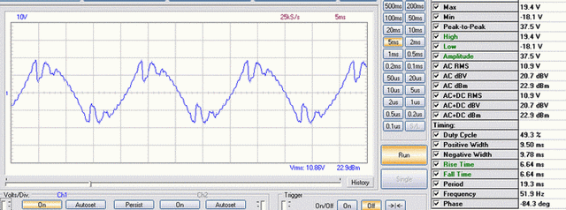 oscillogramme di signal de sortie d'un groupeélectrogène  à vide