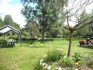 aire de queyssac camping à la ferme